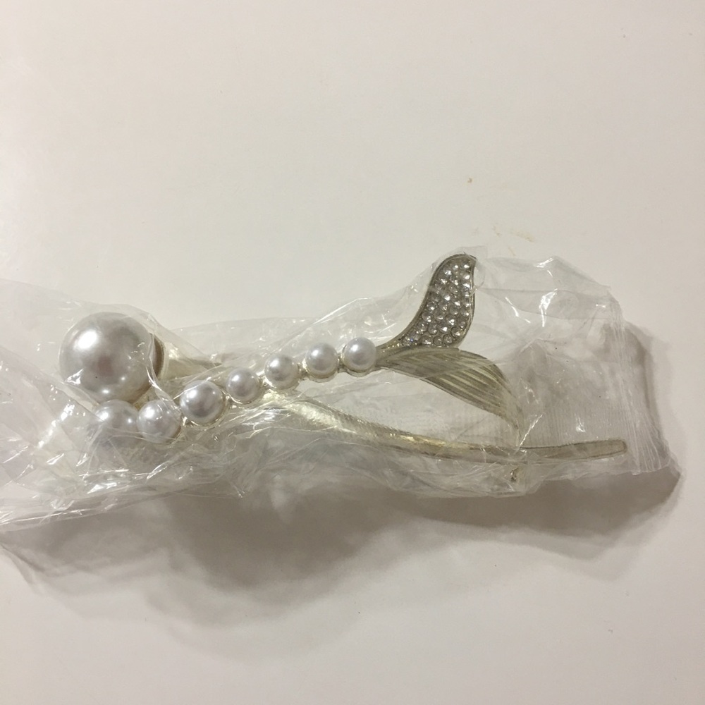 Mermaid tail and Pearl twisted clip for hair accessories